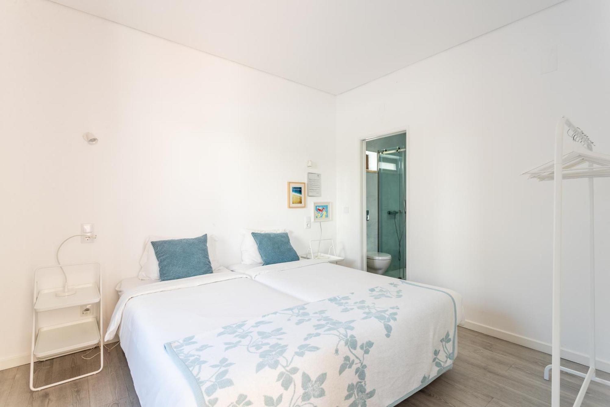 Blue Buddha Beach House Ericeira Quarto foto