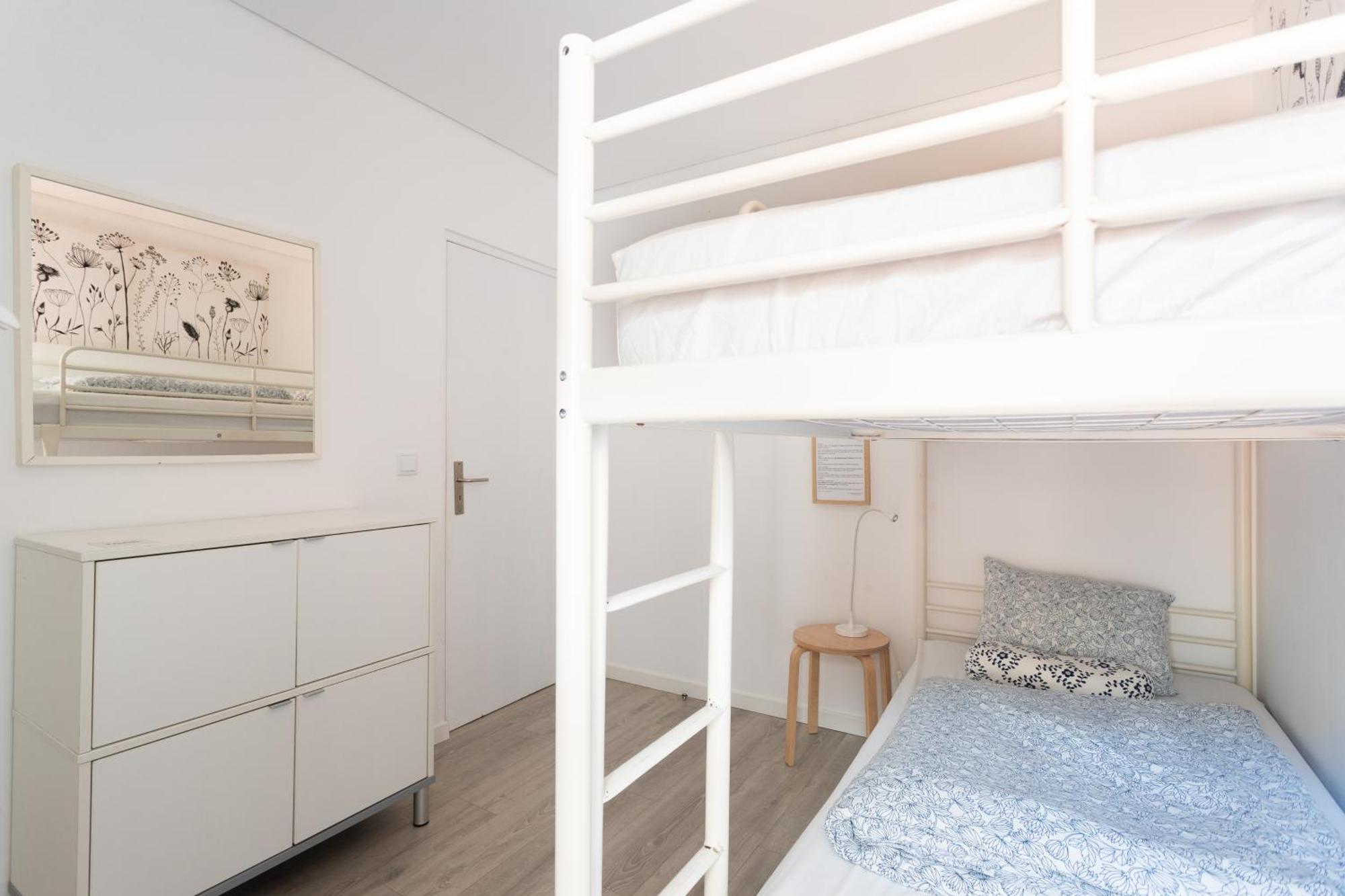 Blue Buddha Beach House Ericeira Quarto foto