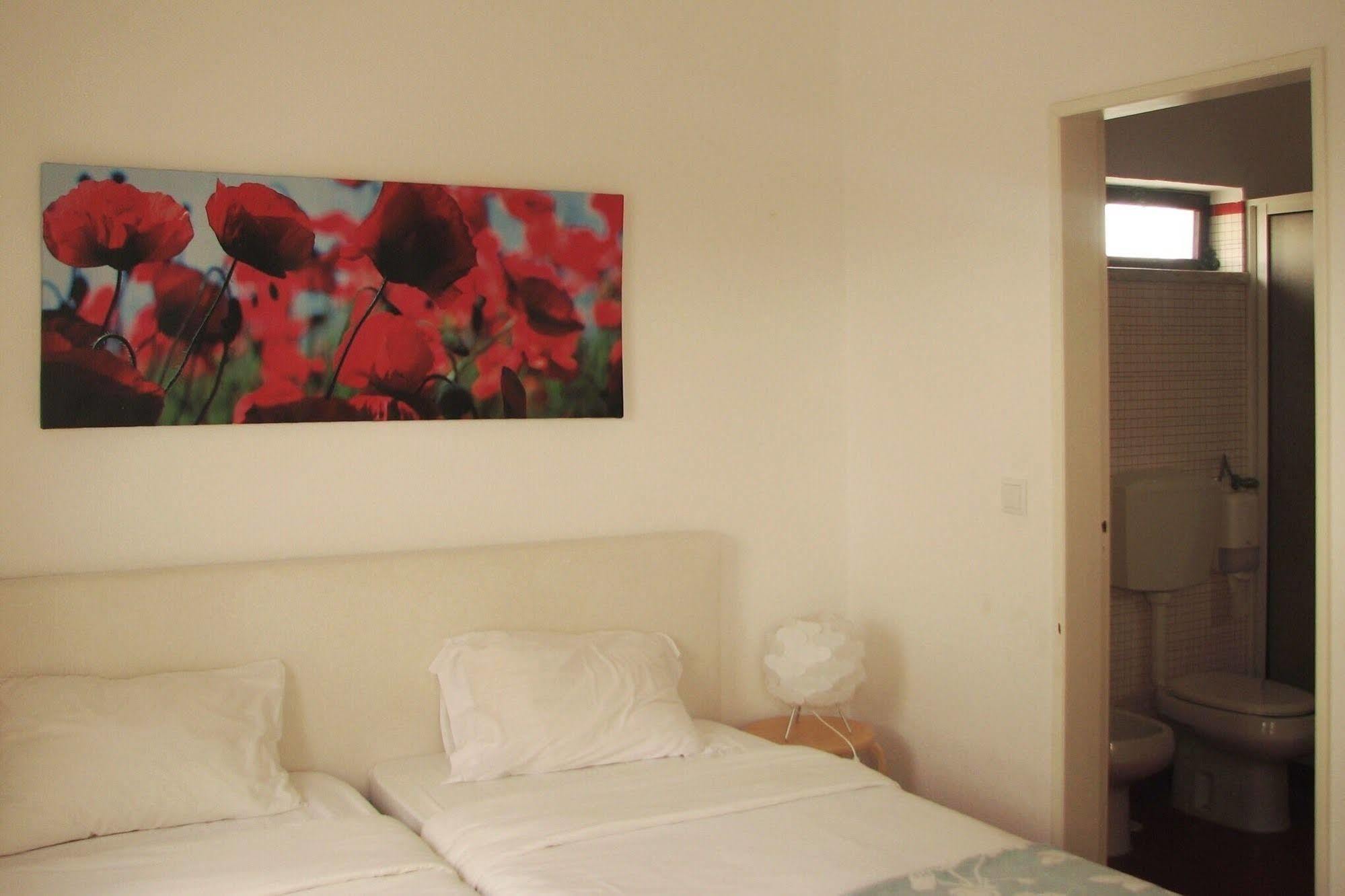 Blue Buddha Beach House Ericeira Exterior foto
